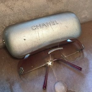 CHANEL Pink tinted flower 90’s Sunglasses
